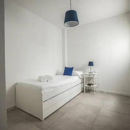 Groundfloor Sunset Apartment *