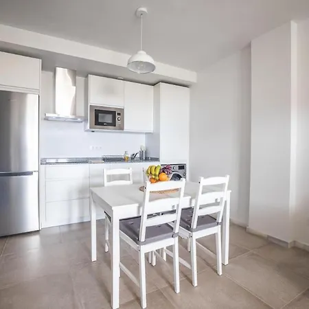 Groundfloor Sunset Apartment *